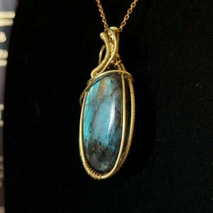 Diseña tu colgante/choker Sorgin